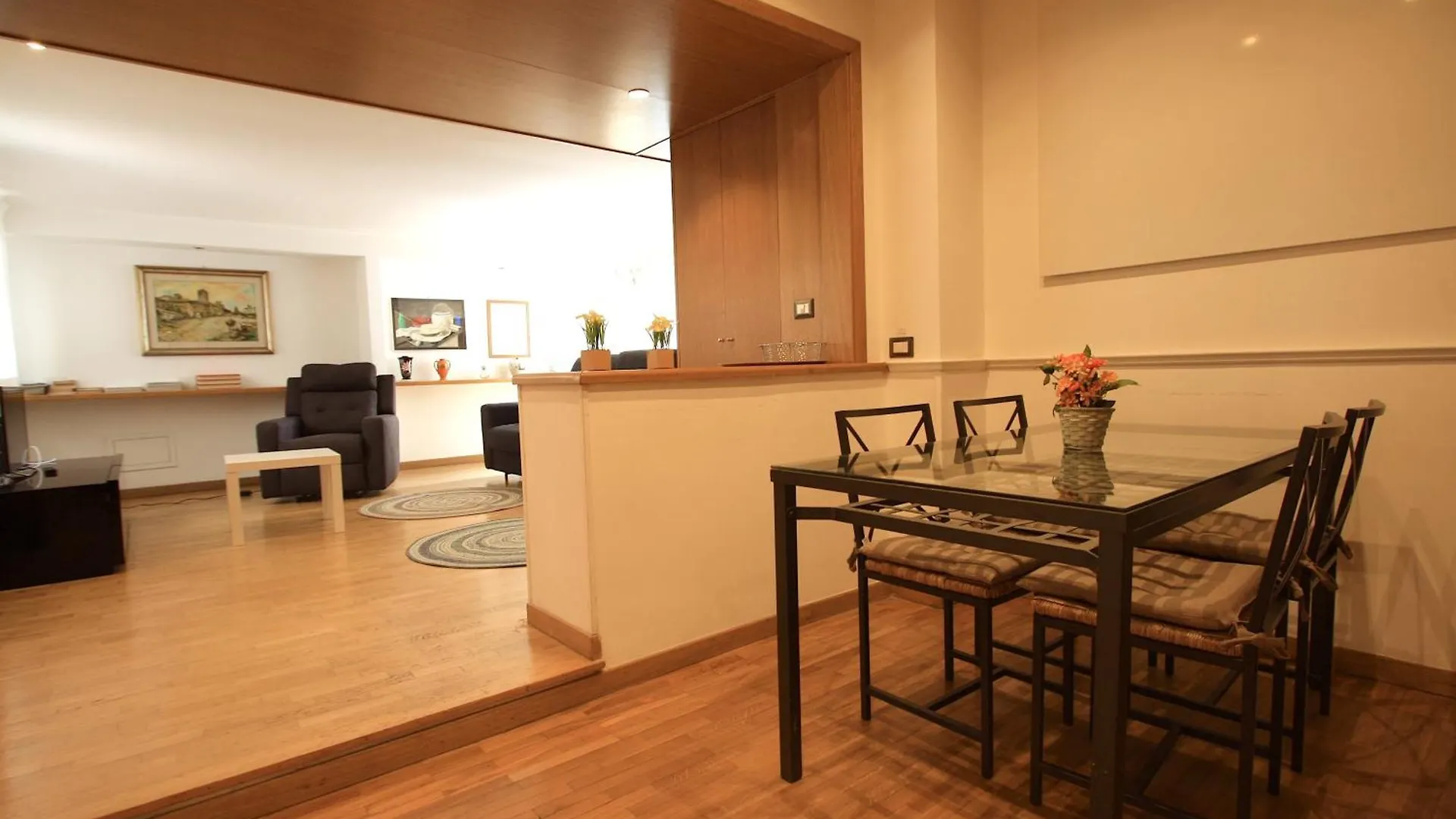 Apartment Giulio Cesare Holiday House Rom
